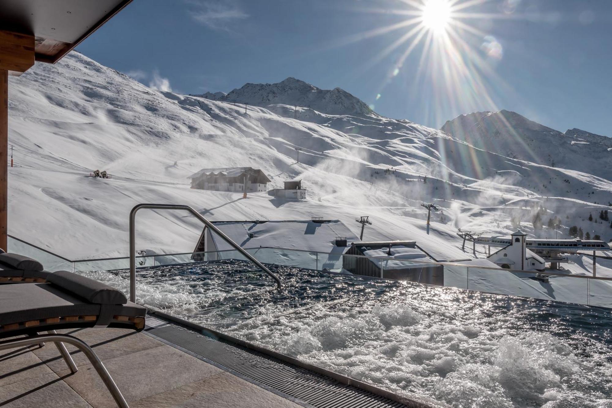 Ski - Golf - Wellness Hotel Riml Хохгургль Экстерьер фото