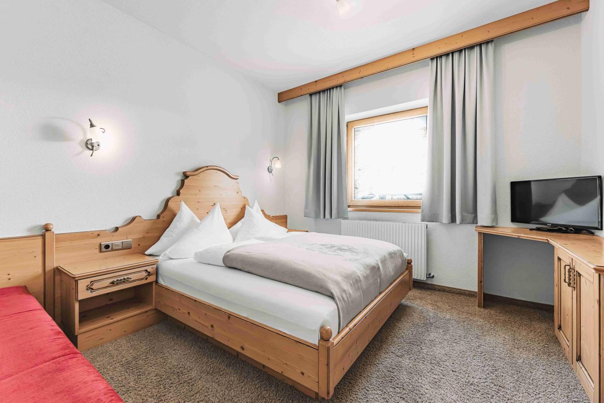 Ski - Golf - Wellness Hotel Riml Хохгургль Экстерьер фото
