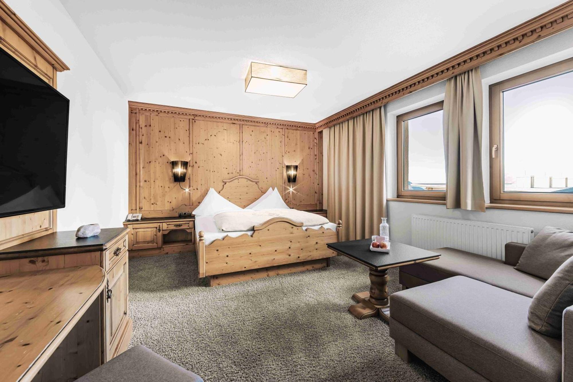 Ski - Golf - Wellness Hotel Riml Хохгургль Экстерьер фото