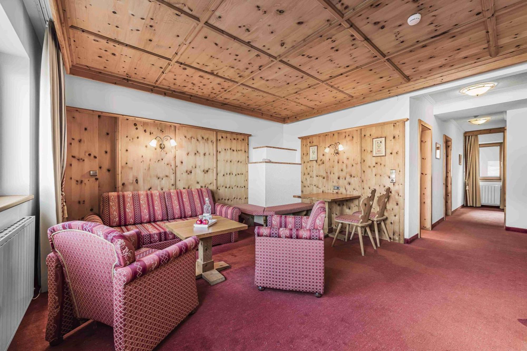 Ski - Golf - Wellness Hotel Riml Хохгургль Экстерьер фото